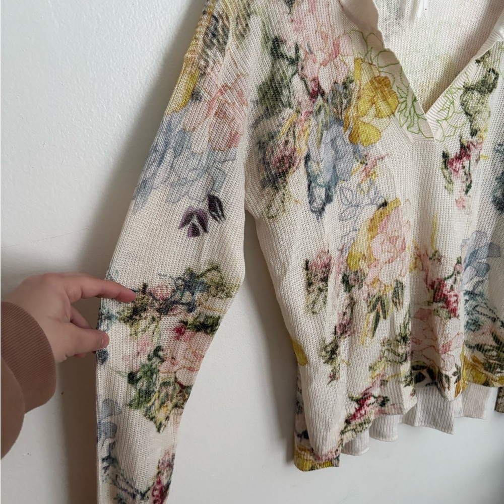 Anthropologie Floral Printed V Neck Cream Knit Sweater Chic Women Small NWOT AD - Picture 2 of 7